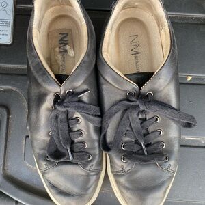 Neiman Marcus Black Sneakers Casual Lace-Up